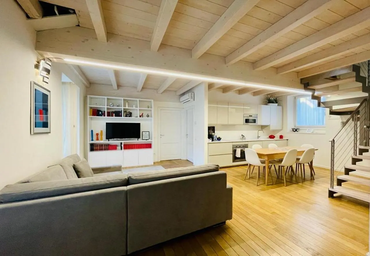 Appartamento Rossini By Holiday Solutions Como 0*,  Italy
