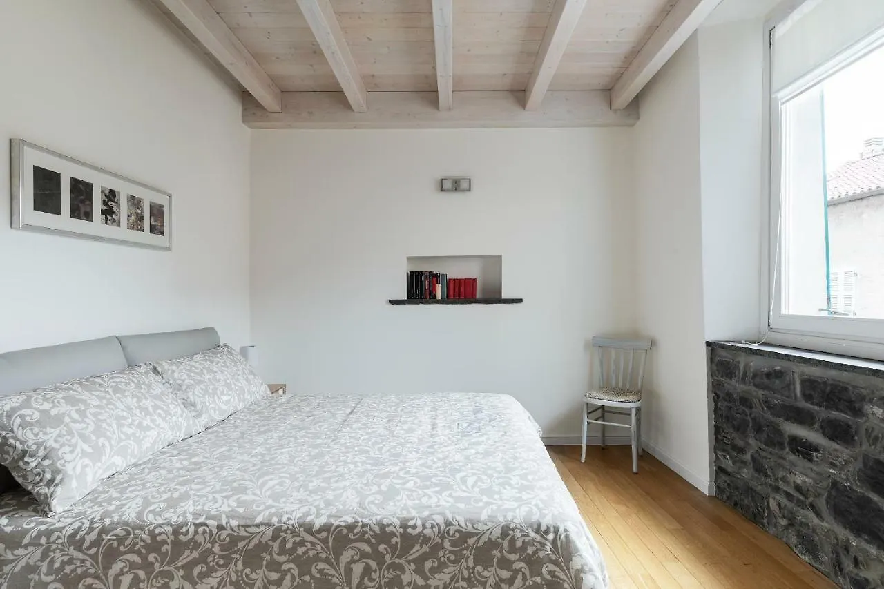 Apartment Appartamento Rossini By Holiday Solutions Como