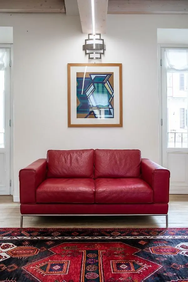 Apartment Appartamento Rossini By Holiday Solutions Como Italy